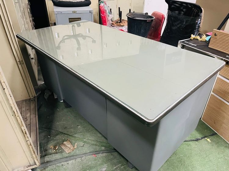 โต๊ะทำงานเหล็ก 5 ฟุต Kingdom 7 ลิ้นชัก กระจก รูปที่ 10