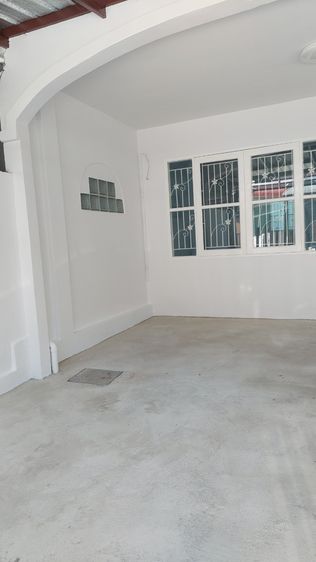 Land and Houses ทาวน์เฮ้าส์ พร้อมอยู่ รูปที่ 2