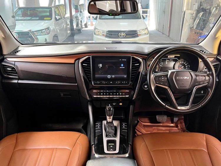 Isuzu MU-X 2020 1.9 Elegant 2WD Pickup ดีเซล ไม่ติดแก๊ส เกียร์อัตโนมัติ ดำ รูปที่ 3