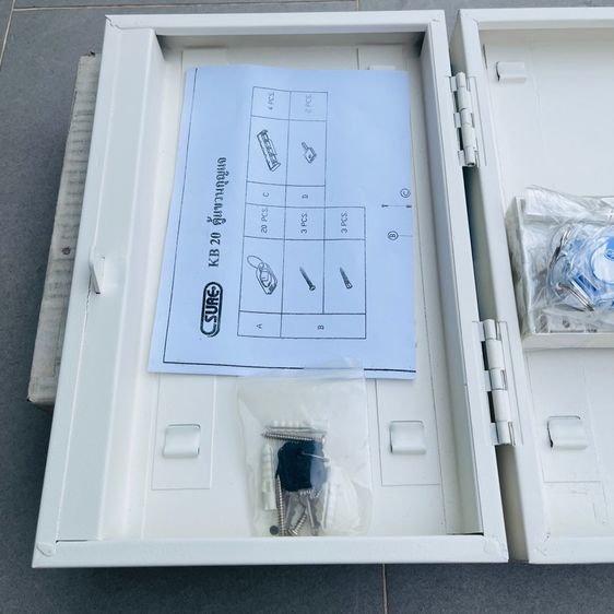 ตู้เหล็กเก็บกุญแจ 20 ดอก ยี่ห้อ Sure ของใหม่ รูปที่ 3