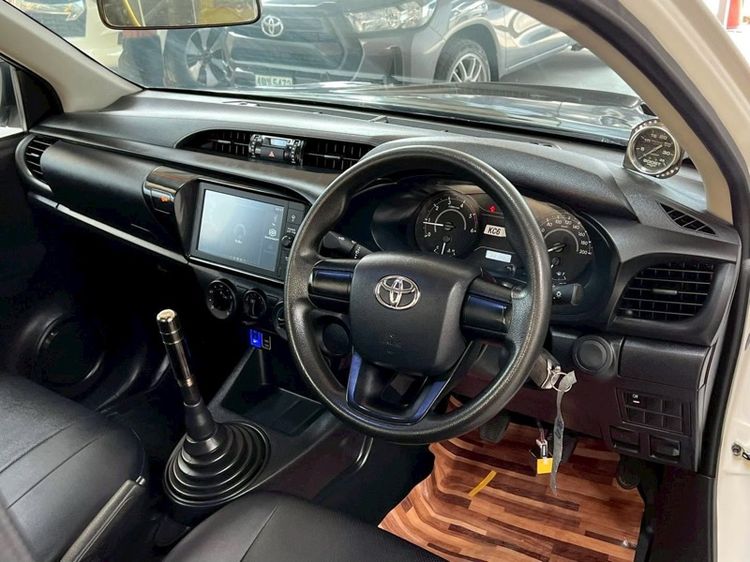 Toyota Hilux Revo 2022 2.4 Entry Pickup ดีเซล ไม่ติดแก๊ส เกียร์ธรรมดา ขาว รูปที่ 4