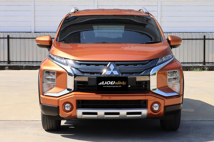 Mitsubishi Xpander Cross 2020 1.5 Utility-car เบนซิน ไม่ติดแก๊ส เกียร์อัตโนมัติ ส้ม รูปที่ 2