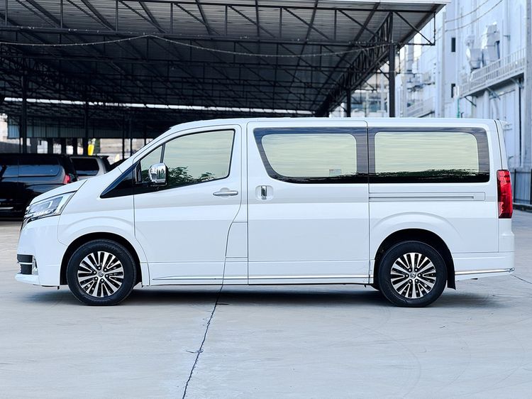 Toyota Majesty 2020 2.8 Premium Utility-car ดีเซล ไม่ติดแก๊ส เกียร์อัตโนมัติ ขาว รูปที่ 4
