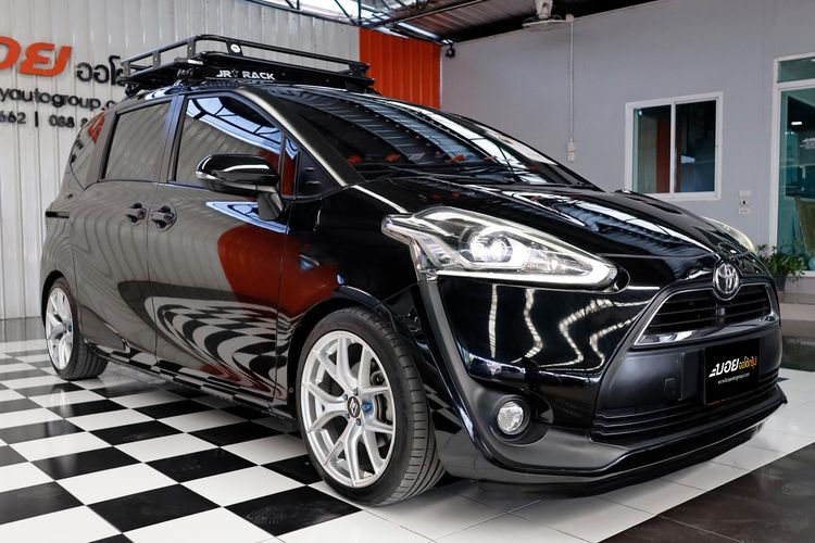 Toyota Sienta 2016 1.5 V Utility-car เบนซิน ไม่ติดแก๊ส เกียร์อัตโนมัติ ดำ รูปที่ 3