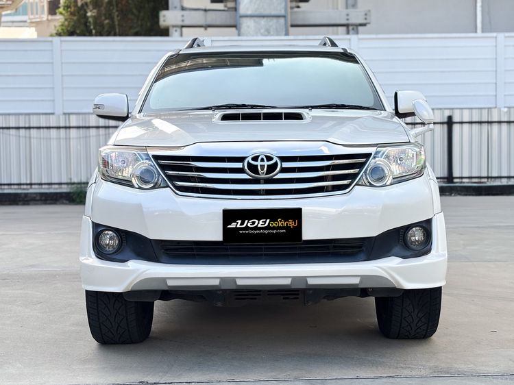 Toyota Fortuner 2013 3.0 V Utility-car ดีเซล ไม่ติดแก๊ส เกียร์อัตโนมัติ ขาว รูปที่ 2