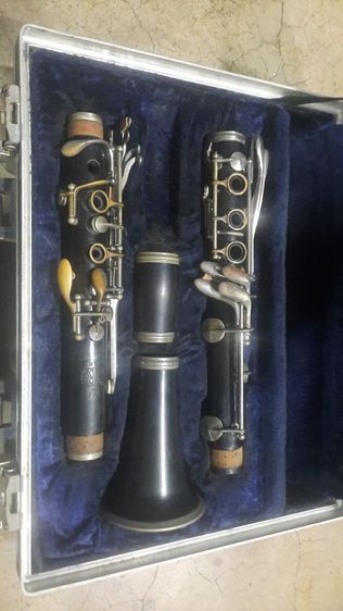 คลาริเน็ต อามาตี้ มือสอง ไม่มีเมาท์ แต่สภาพยังดี 2000