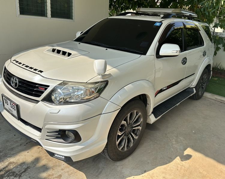 Toyota Fortuner 2015 3.0 TRD Sportivo III 4WD Utility-car ดีเซล เกียร์อัตโนมัติ ขาว รูปที่ 3