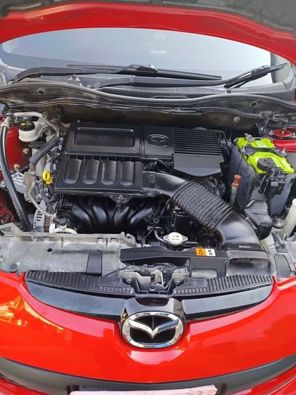 Mazda Mazda 2 2012 1.5 Elegance Spirit Sedan เบนซิน ไม่ติดแก๊ส เกียร์อัตโนมัติ แดง รูปที่ 4
