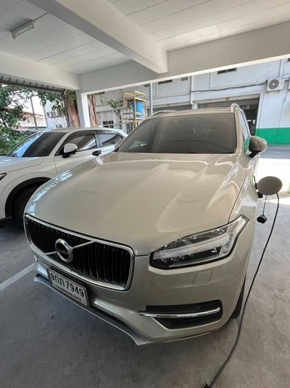 รถ Volvo XC90 2.0 D5 Momentum 4WD สี บรอนซ์ทอง