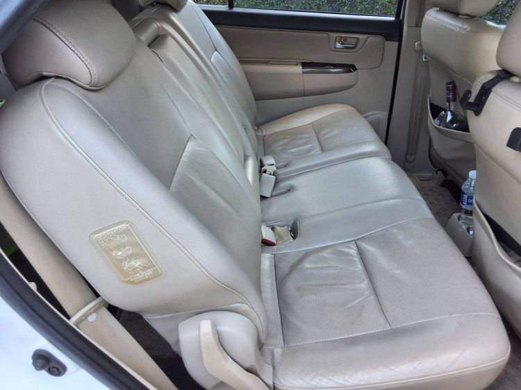 Toyota Fortuner 2007 3.0 V 4WD Utility-car ดีเซล เกียร์อัตโนมัติ ขาว