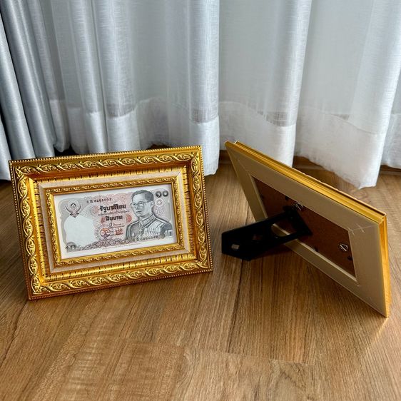 กรอบใส่ธนบัตร10ทรงม้า ของแท้💯มีพร้อมส่ง ด้านหน้ากระจกใส รูปที่ 4