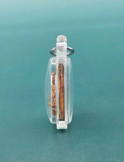 พระรอด กรุมหาวัน รูปที่ 3