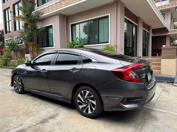 Honda Civic 2017 Sedan เบนซิน เกียร์อัตโนมัติ เทา รูปที่ 4