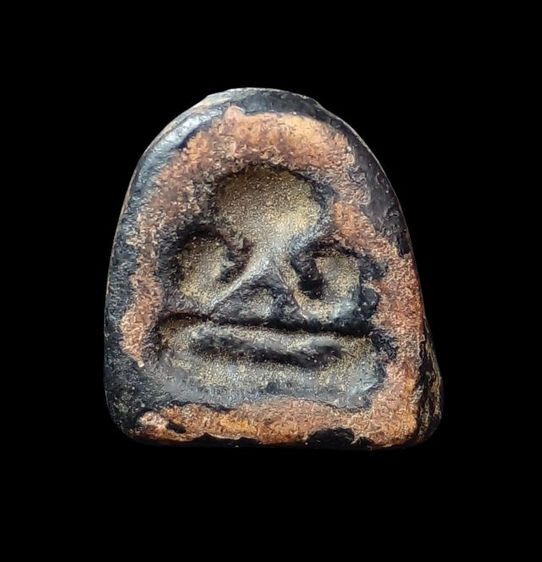 พระปิดตา เนื้อผงคลุกรัก รูปที่ 2