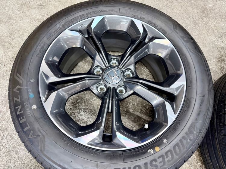 ล้อแม็ก HONDA HRV ขอบ 17” ถอดป้ายแดง ยาง BRIDGESTONE 215-60R17 ปี 25 สีเส้นตุ่มหน้ายางยังอยู่ครบ รูปที่ 8