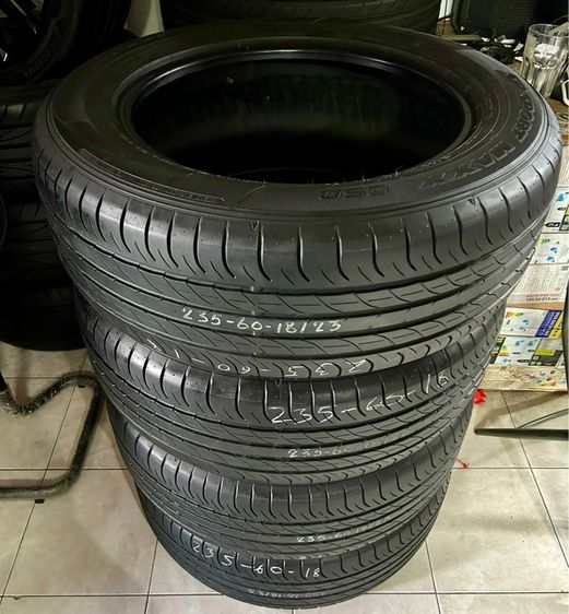 DUNLOP 235 60 18 มือสองปี23 ชุด4เส้น