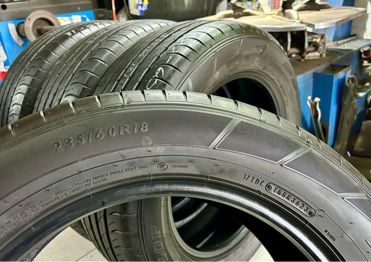 DUNLOP 235 60 18 มือสองปี23 ชุด4เส้น รูปที่ 3