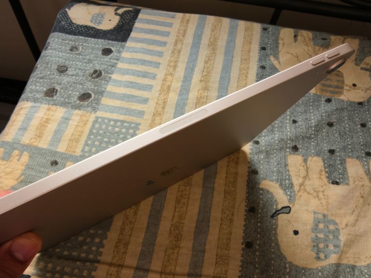 ขาย iPad Air M3 11" Wi-Fi 128GB. มือสองสภาพสวย ราคา 14500 บาท ต่อรองได้ รูปที่ 4