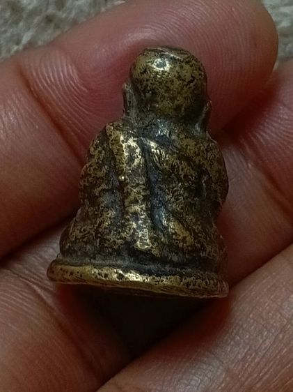 รูปหล่อหลวงพ่อเงินปี28 รุ่นปืนแตก รูปที่ 10