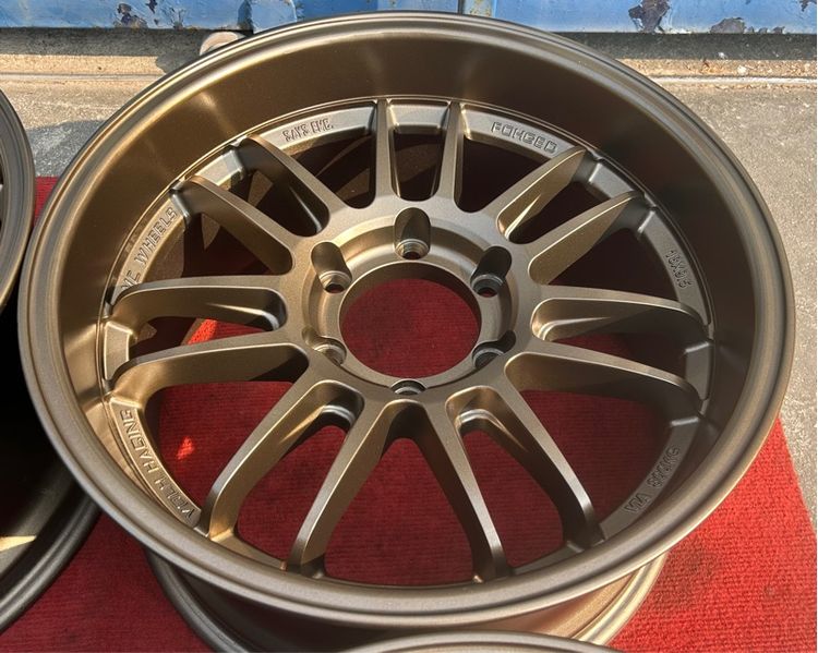 RE30 ขอบ18 6รู139 สีเทียบแท้ มือสองสวยสวย รูปที่ 3