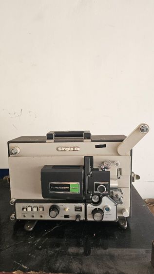 เครื่องฉายหนังวินเทจ 8 mm