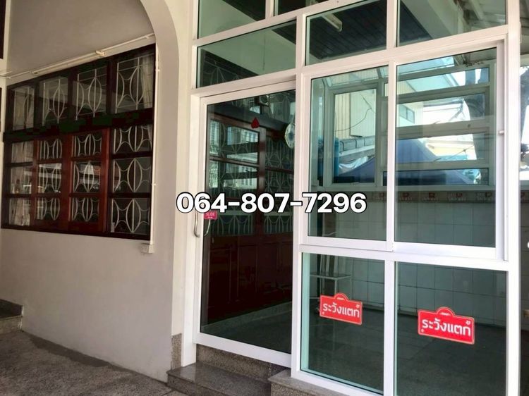 มีบางส่วน บ้านเดี่ยว 3 ชั้น พร้อมชั้นดาดฟ้า 35 ตร.ว. จรัญสนิทวงศ์ บรมราชชนนี  ใกล้สถานีรถไฟฟ้าสิรินธร ใกล้ทางด่วนประจิมรัถยา เพียง 5 นาที รูปที่ 4