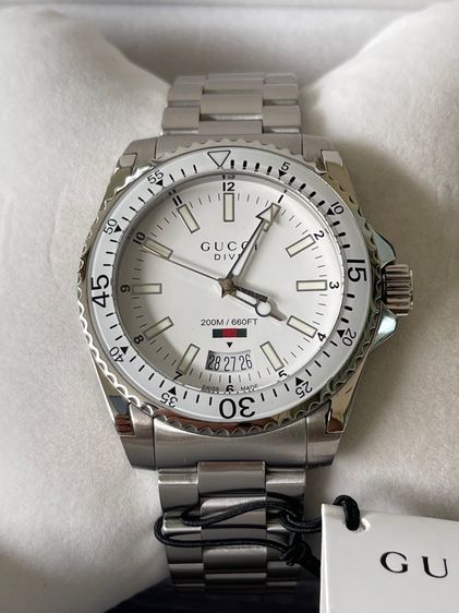 GUCCI Dive 40 mm White Dial Women's Quartz Watch YA136302 รูปที่ 3