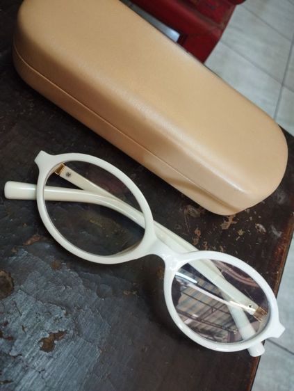 เเว่นตา รูปที่ 3