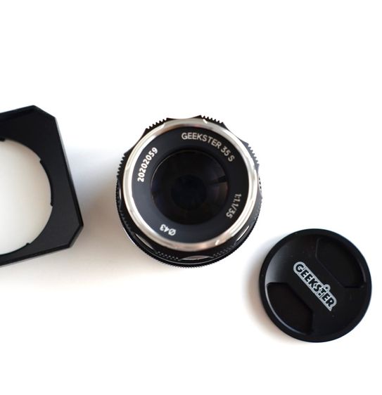 เลนส์ Geekster 35mm f1.1 for Fuji รูปที่ 4