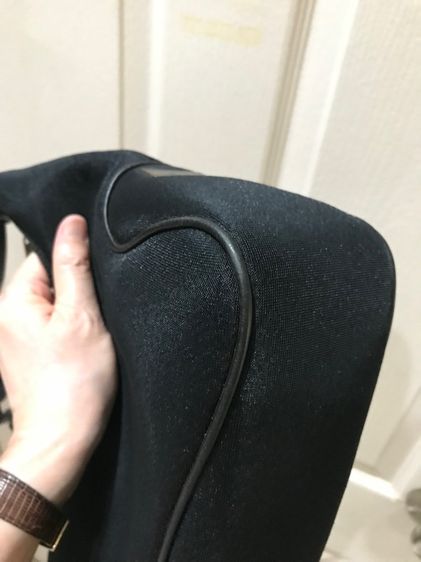 Ferragamo ของแท้ กระเป๋าสะพาย คล้องไหล่ได้ สภาพดี รูปที่ 14