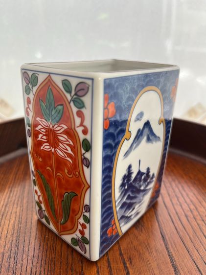 ของตกแต่งบ้านอื่นๆ กล่องเซรามิก 4 เหลี่ยม ลายญี่ปุ่นโบราณ (ลายเบญจรงค์)