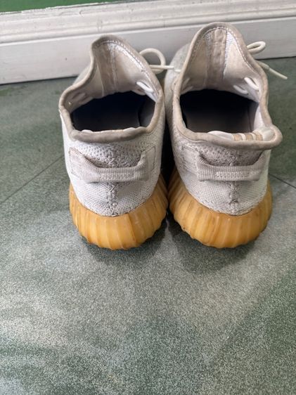 Adidas YEEZY 350 10.5USมือสอง รูปที่ 3