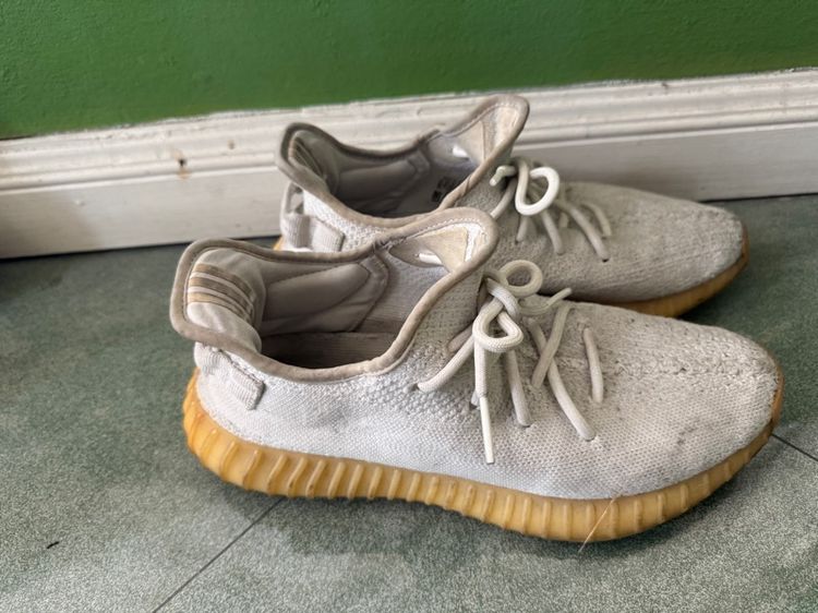 Adidas YEEZY 350 10.5USมือสอง รูปที่ 2