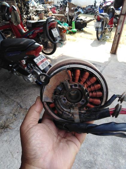 มัด​ไฟ​แม่เหล็ก​PCX​เก่า​แท้​ รูปที่ 2