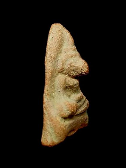 พระกรุวัดตะไกร พิมพ์หน้าครุฑ จ.อยุธยา รูปที่ 3