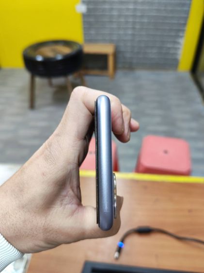 iPhone 11 64 GB เครื่องศูนย์ไทย สวยๆ ใช้เองไม่เล่นเกม รูปที่ 4