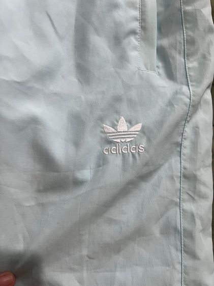 กางเกงขาสั้น Adidas รูปที่ 2