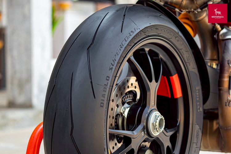 Ducati Hypermotard950 SP Livery ปี2025 เจ้าของเดียว วิ่ง6,000Km รูปที่ 18