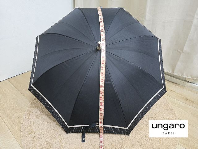 ร่มคัดโกดังญี่ปุ่น แบรนด์ Ungaro จาก paris🇨🇵 กันยูวี ตำหนิด้ามถลอกเล็กน้อย ไม่มีผลต่อการใช้งาน รูปที่ 7