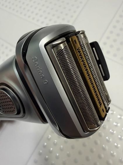 Braun Series 9 Wet and Dry Shaver Pro 9095 c รูปที่ 3