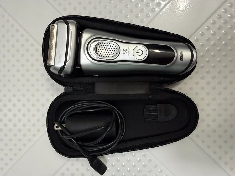 Braun Series 9 Wet and Dry Shaver Pro 9095 c รูปที่ 6