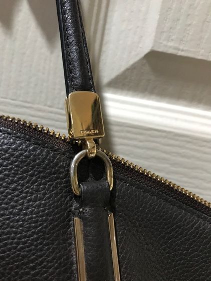 Coach ของแท้ กระเป๋าถือ มีสายยาวครอสได้ สภาพดี รูปที่ 8