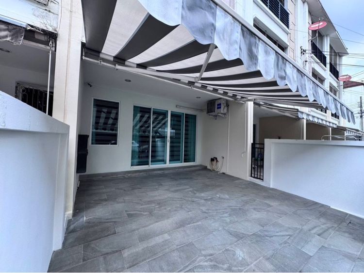 มีบางส่วน 2016 บ้านทาวน์เฮ้าส์ 3ชั้น รูปที่ 2