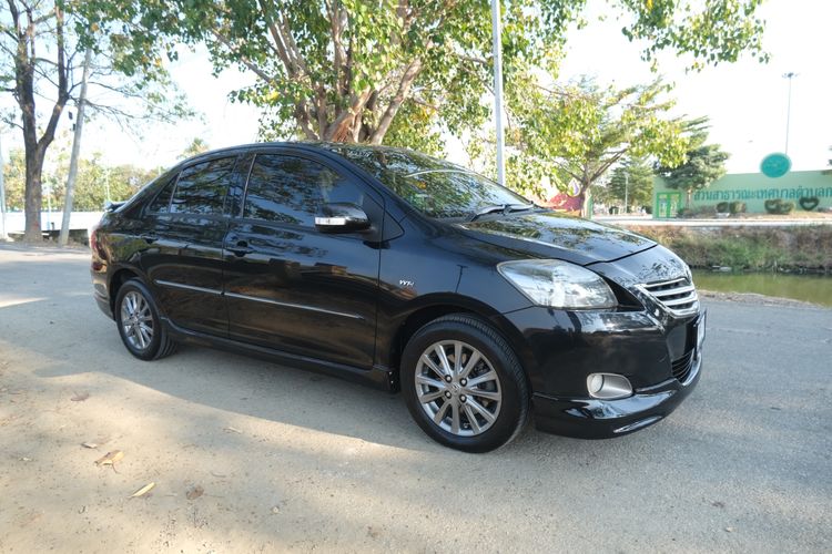 รถ Toyota Vios 1.5 G สี ดำ