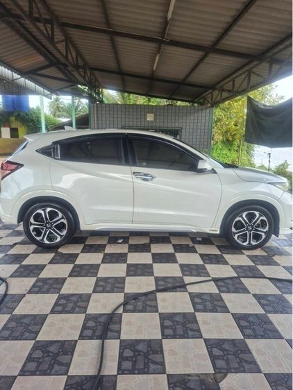 Honda HR-V 2015 1.8 EL Sedan เบนซิน ไม่ติดแก๊ส เกียร์อัตโนมัติ ขาว รูปที่ 3
