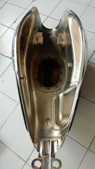 ถังน้ำมันtriumph รูปที่ 3