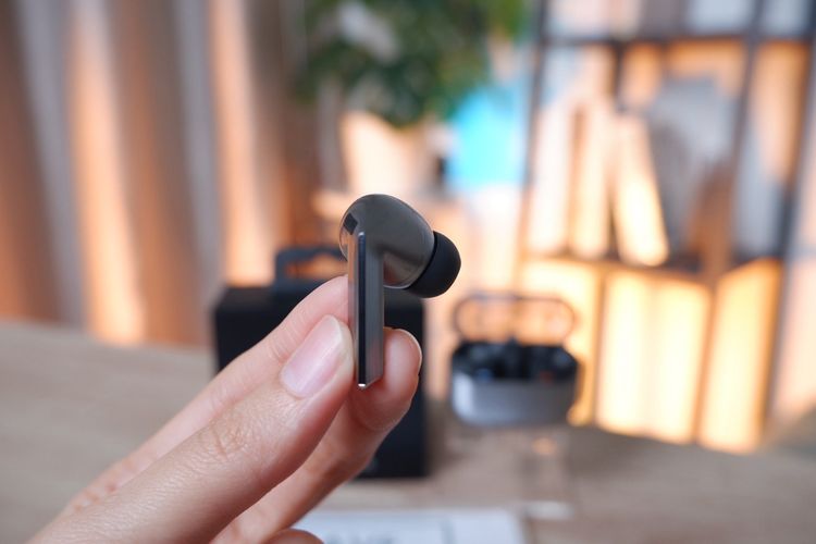 Galaxy Buds 3 Pro สี Silver เครื่องสวยใช้งานน้อย ราคาเพียง 3,590.- มีประกันร้าน 60 วัน รูปที่ 3