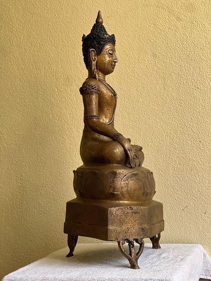 พระบูชาเชียงแสนทรงเครื่อง หน้าตัก 9 นิ้ว สูง 21 นิ้ว เนื้.อสัมฤทธิ์ สวยงามมาก รูปที่ 3