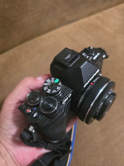 กล้อง Olympus OM-D E-M10 Mark IV Kit 14-42 mm รูปที่ 3