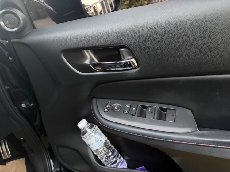 Honda City 2021 1.0 RS Sedan เบนซิน ไม่ติดแก๊ส เกียร์อัตโนมัติ ดำ รูปที่ 4